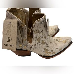 Ariat Women's Gold and Cream Ankle Boots